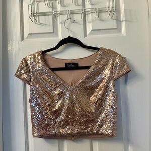 Lulu’s Cropped Rose Gold Sequin Crop Top